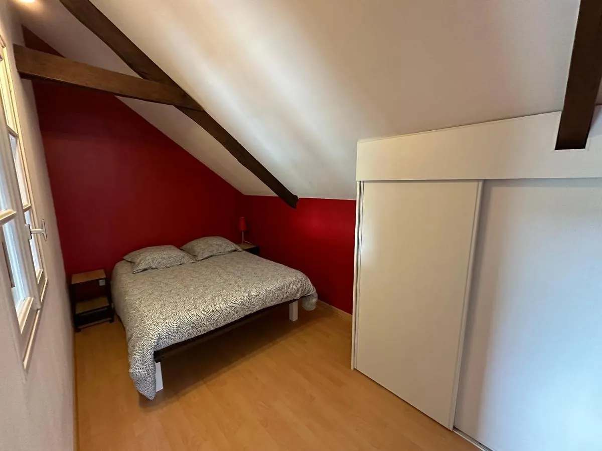 La Maison Du Chene 1 Miniac-Morvan 0*,  France