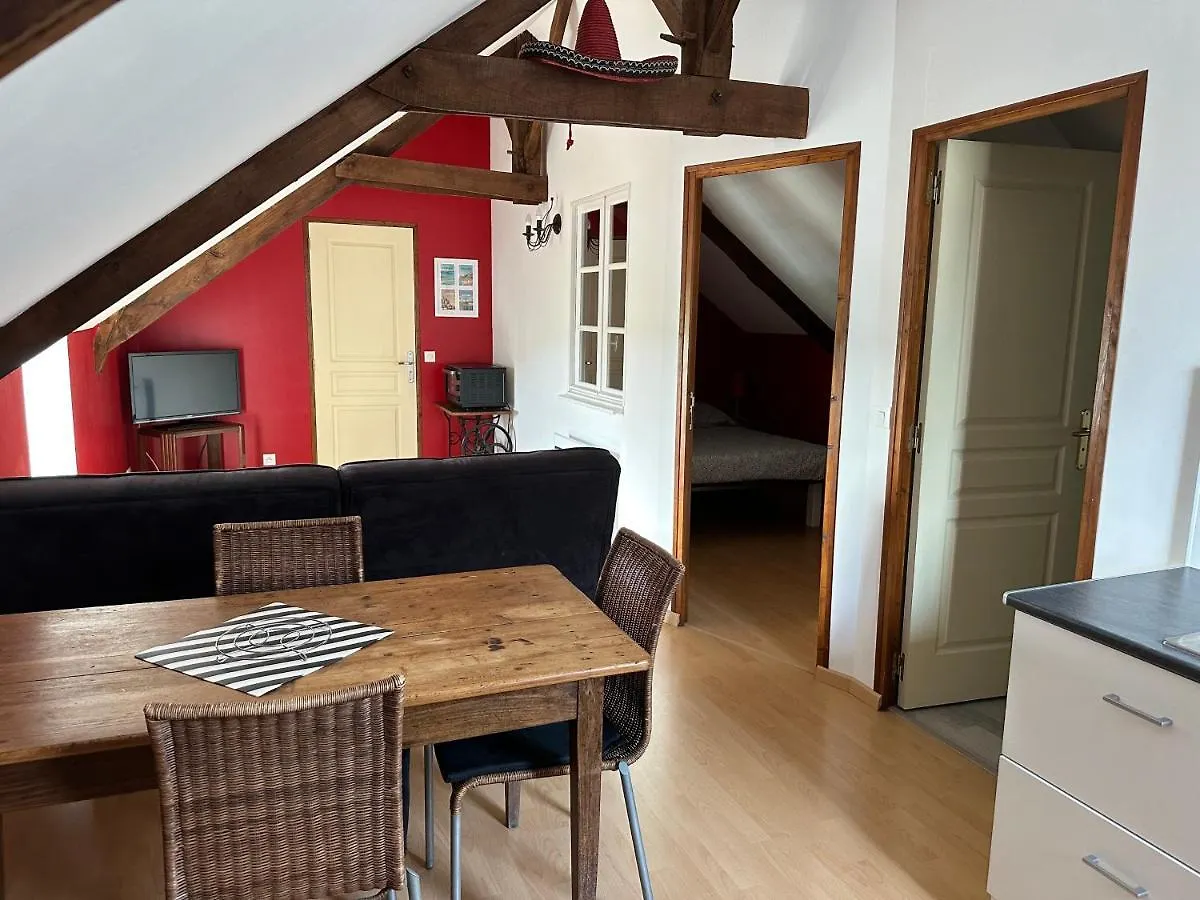 Holiday home La Maison Du Chene 1 Miniac-Morvan